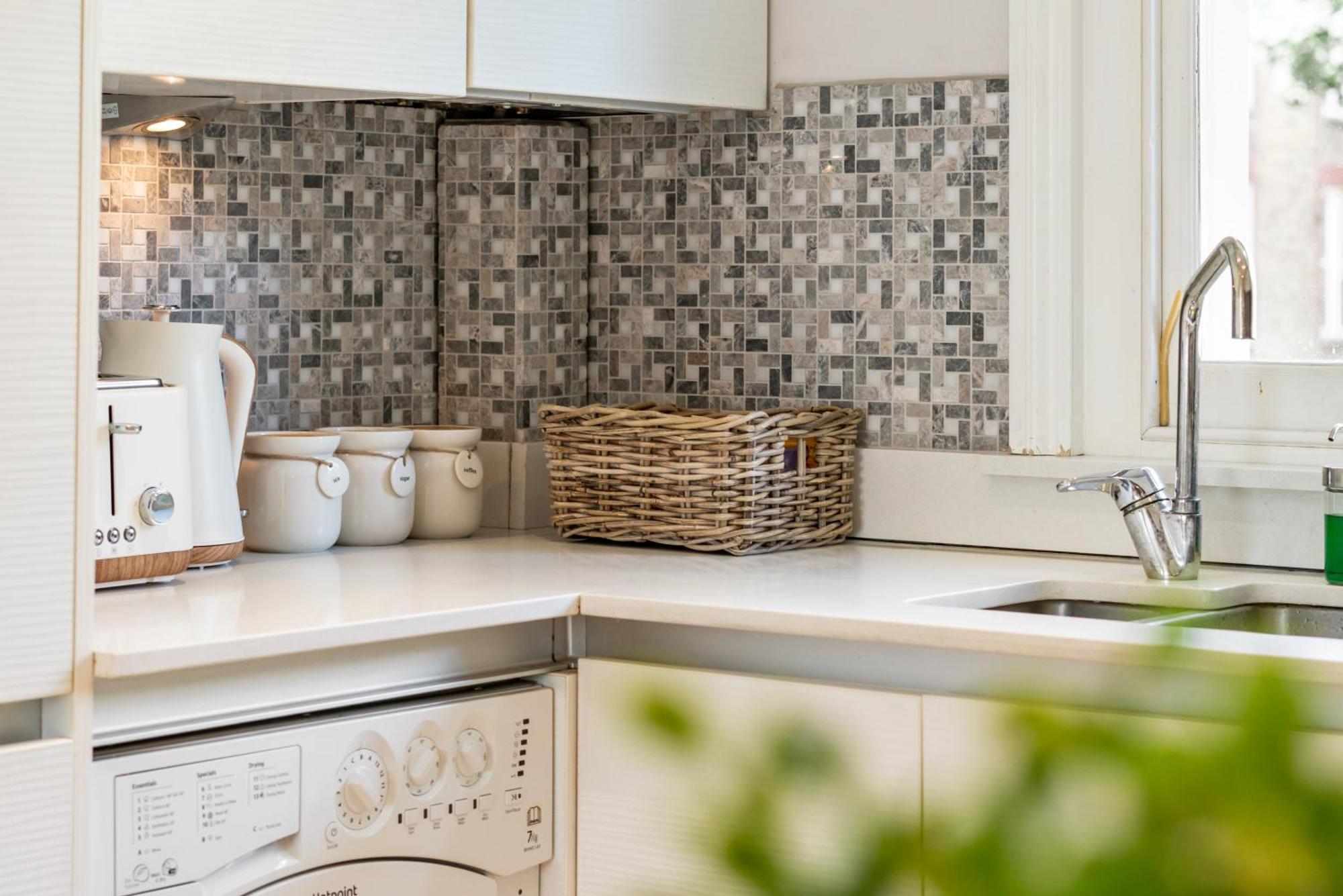 Hidden Gem In Central Location - Beautiful 2 Bed London Exterior foto